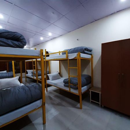 Bir Nest Ostello Esterno foto