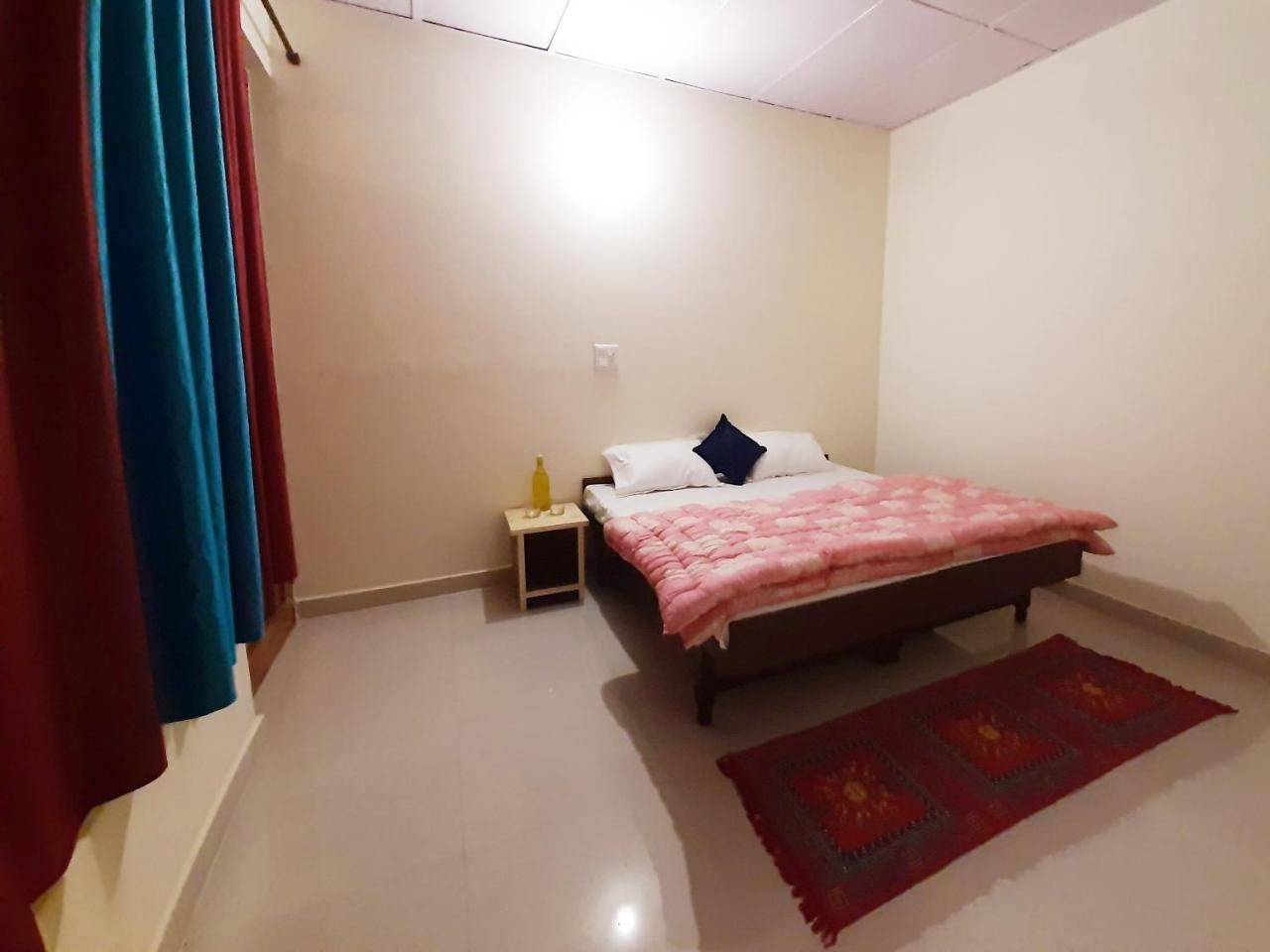 Bir Nest Ostello Esterno foto