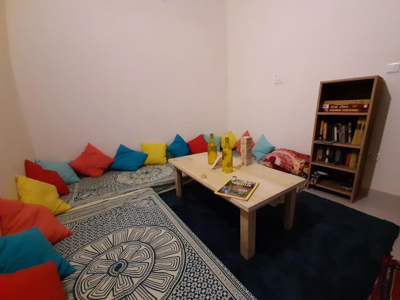 Bir Nest Ostello Esterno foto