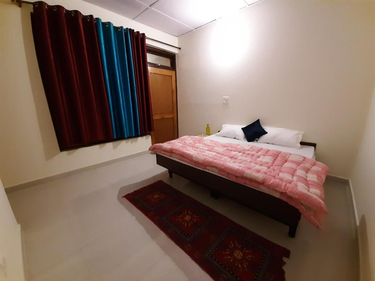 Bir Nest Ostello Esterno foto